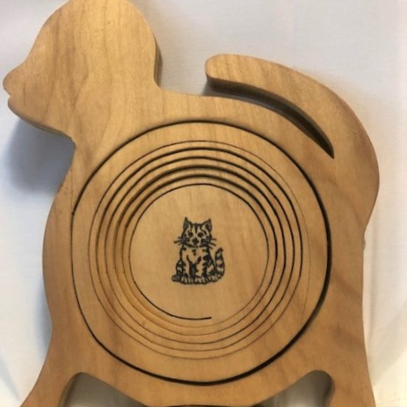 Never-Used Handcrafted Collapsible Wooden Basket - Picture 7 of 7